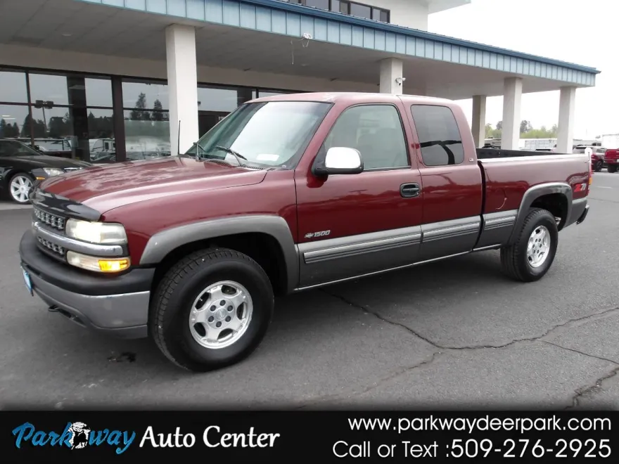 2000 Chevrolet Silverado 1500 LS photo 1