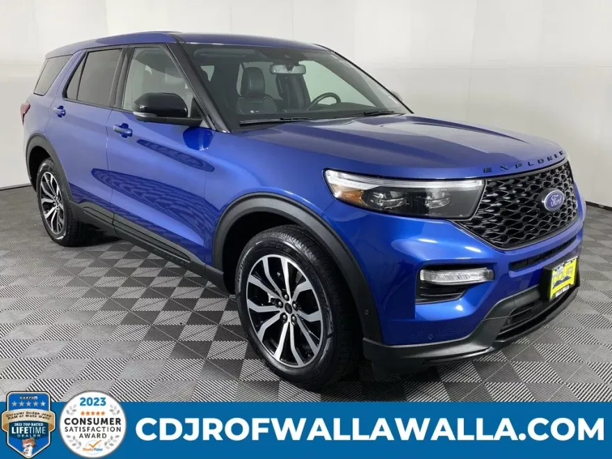 2021 Ford Explorer ST photo 1