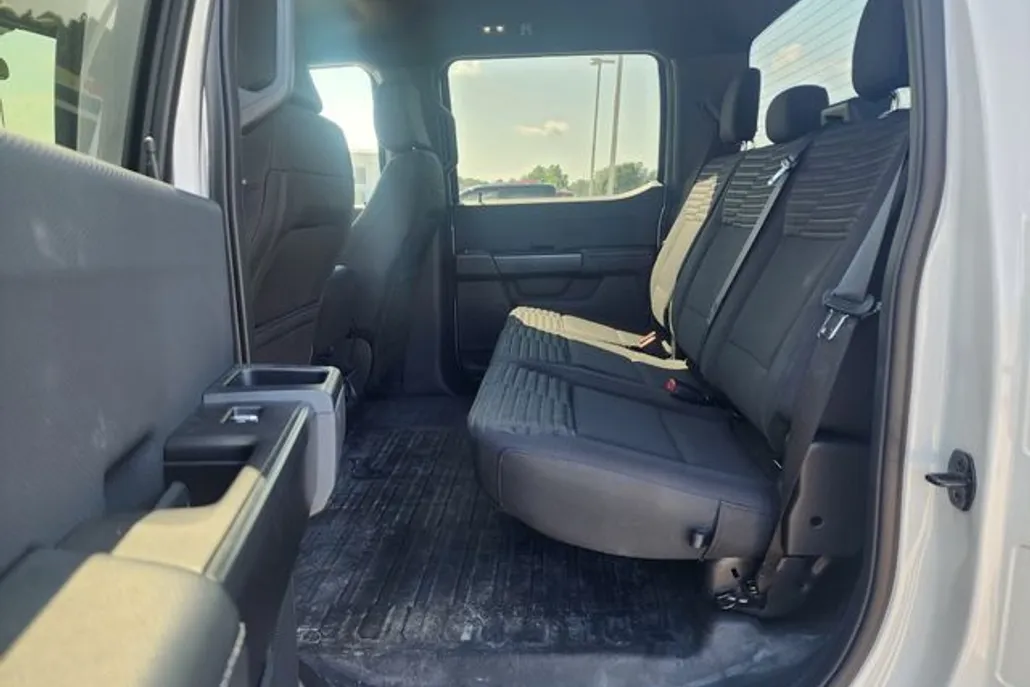 2022 Ford F-150 XL photo 1