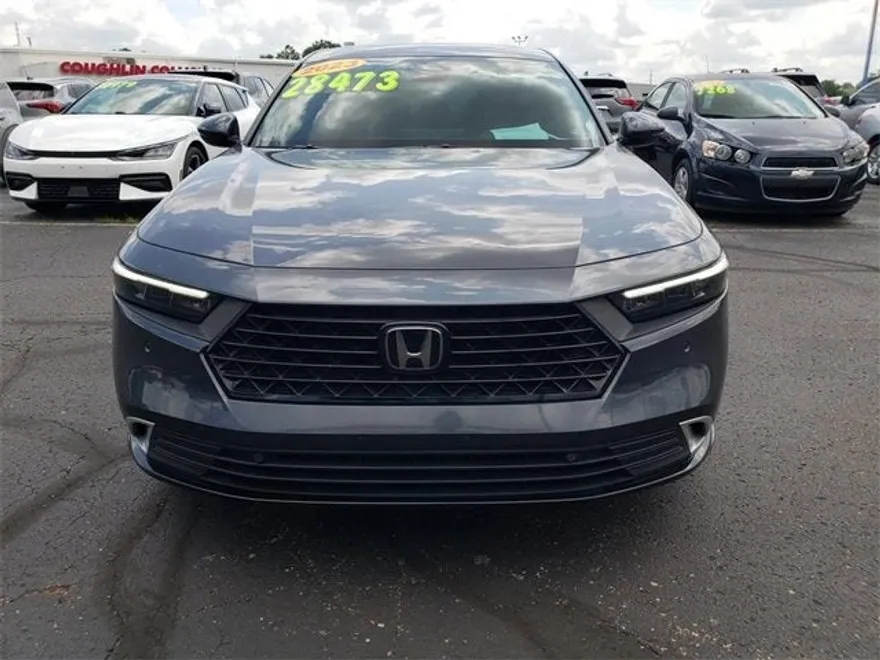 2023 Honda Accord Hybrid Touring photo 1