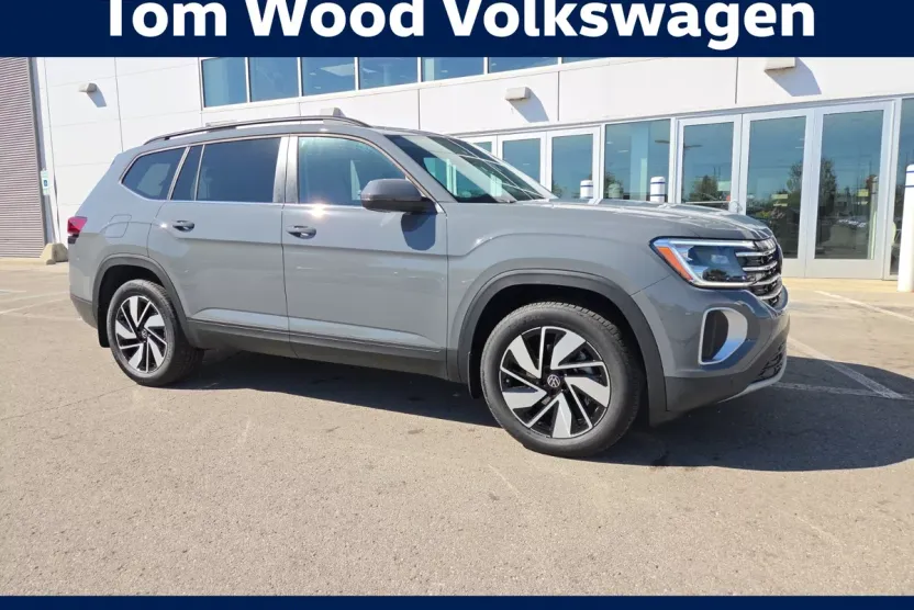 2026 Volkswagen Atlas SE Technology photo 1
