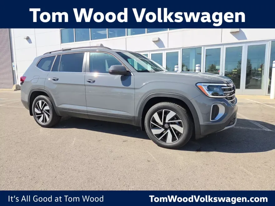 2026 Volkswagen Atlas SE Technology photo 1