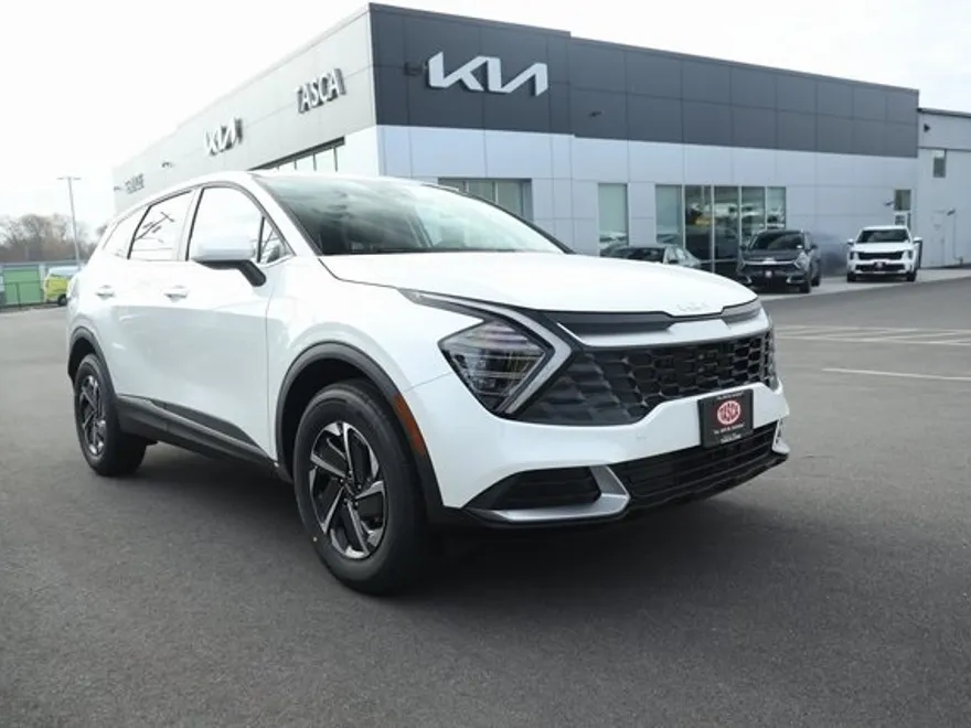 2025 Kia Sportage Hybrid LX photo 1
