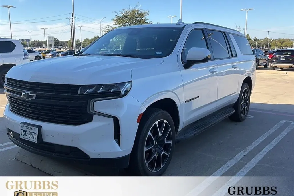 2024 Chevrolet Suburban RST photo 1