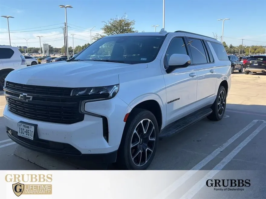 2024 Chevrolet Suburban RST photo 1