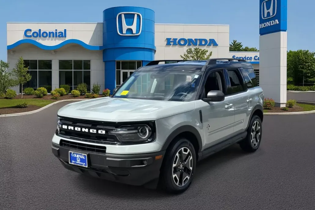 2021 Ford Bronco Sport Outer Banks photo 1