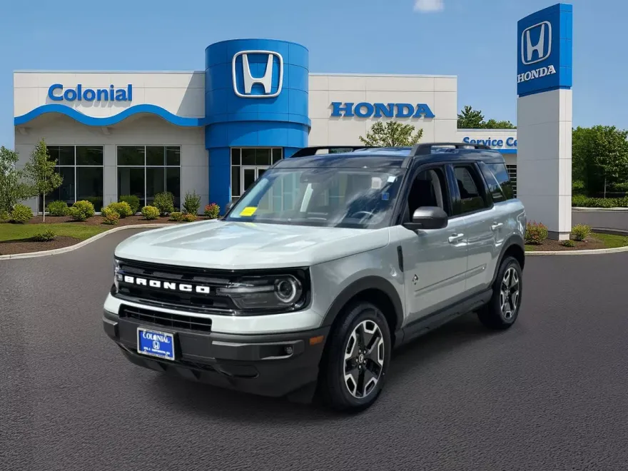 2021 Ford Bronco Sport Outer Banks photo 1