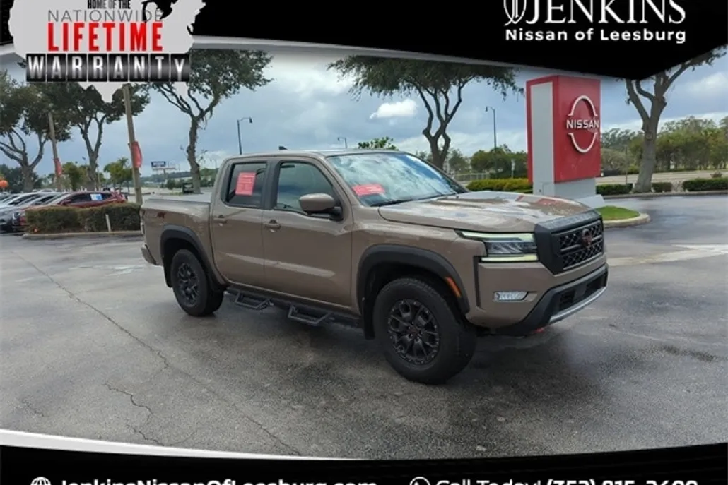 2023 Nissan Frontier PRO-4X photo 1