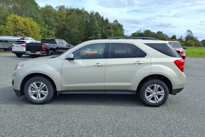 2014 Chevrolet Equinox Base photo 1