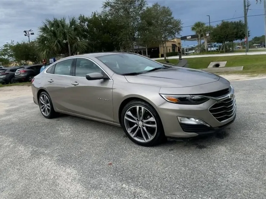 2023 Chevrolet Malibu 1LT photo 1
