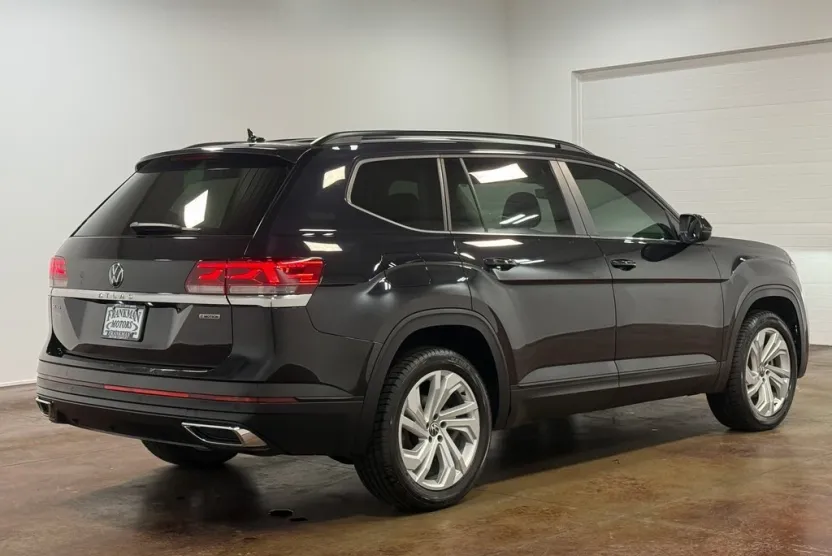 2021 Volkswagen Atlas V6 SE Technology photo 1