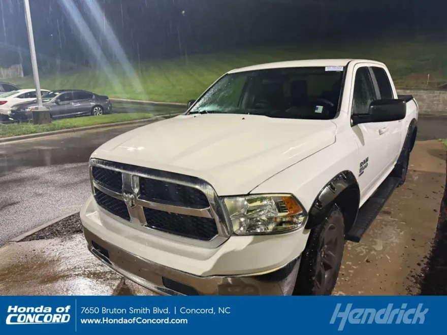 2021 Ram 1500 SLT photo 1