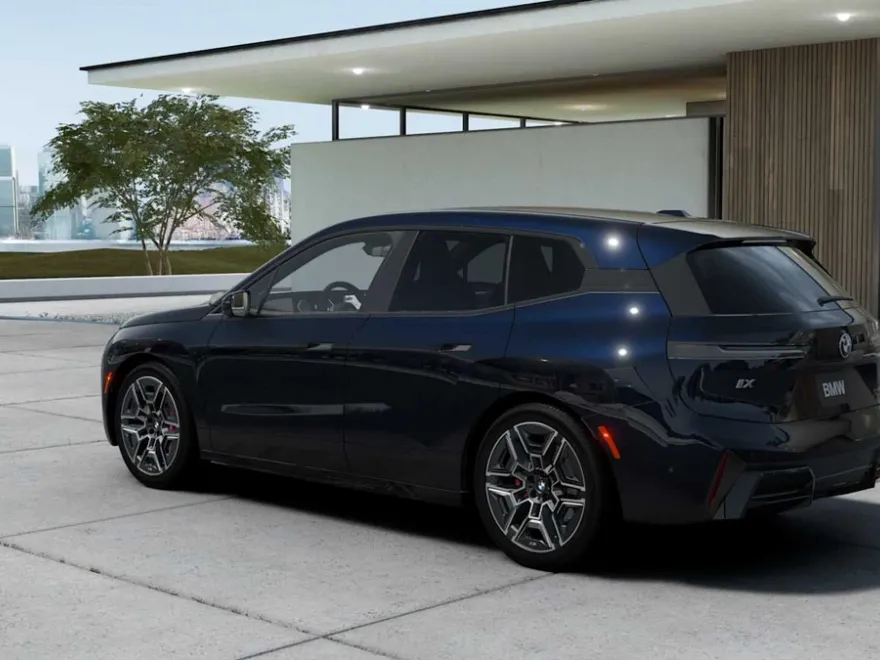2026 Bmw iX photo 1