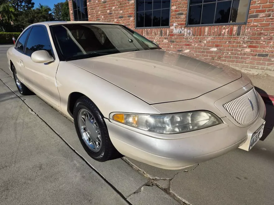 1998 Lincoln Mark Series photo 1