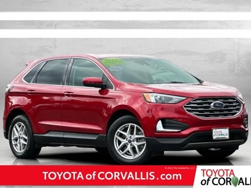 2022 Ford Edge SEL photo 1
