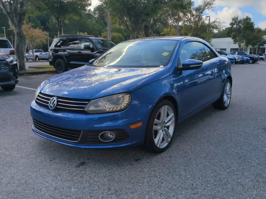 2012 Volkswagen Eos Executive photo 1