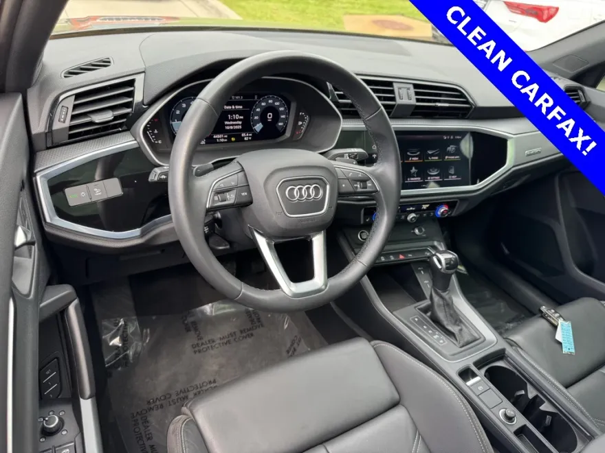 2023 Audi Q3 45 TFSI S line Premium photo 1