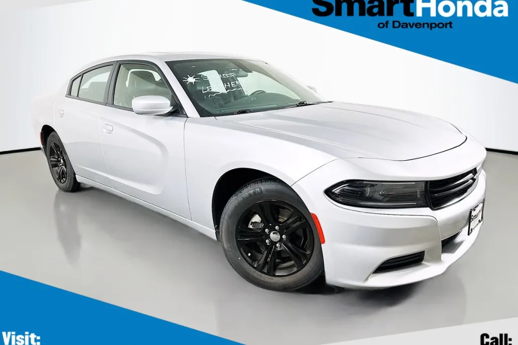 2022 Dodge Charger SXT photo 1