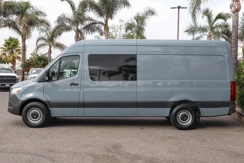 2021 Mercedes Benz Sprinter 2500 170 WB photo 1