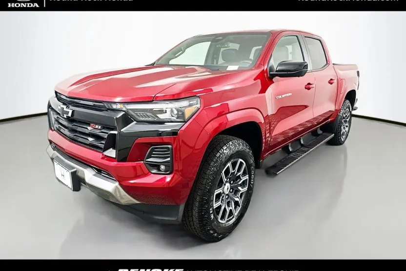 2025 Chevrolet Colorado Z71 photo 1