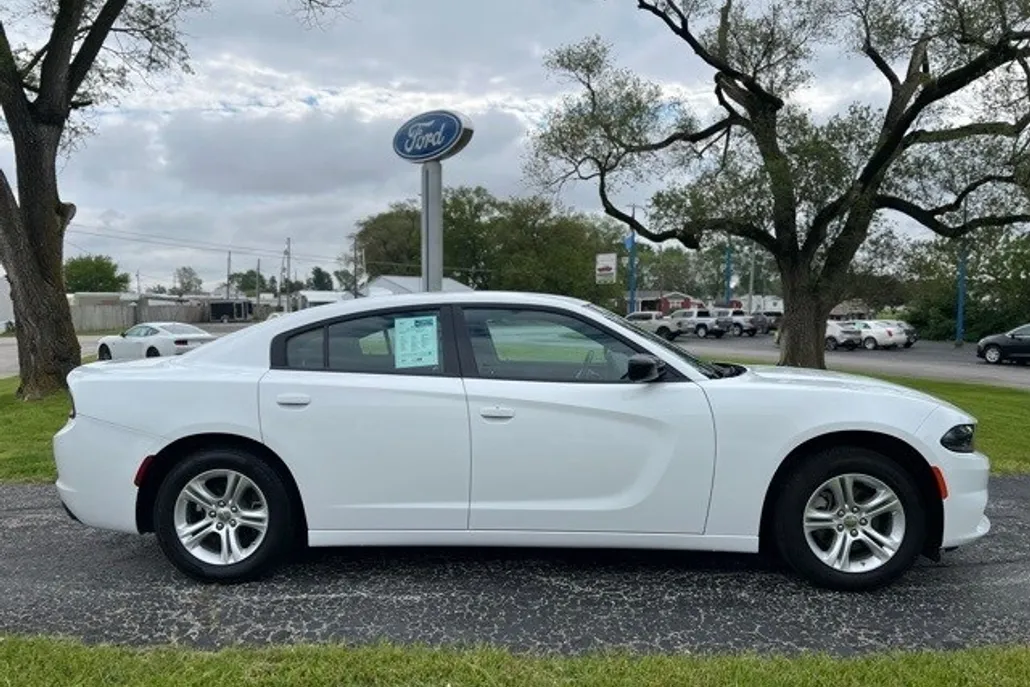 2023 Dodge Charger SXT photo 1