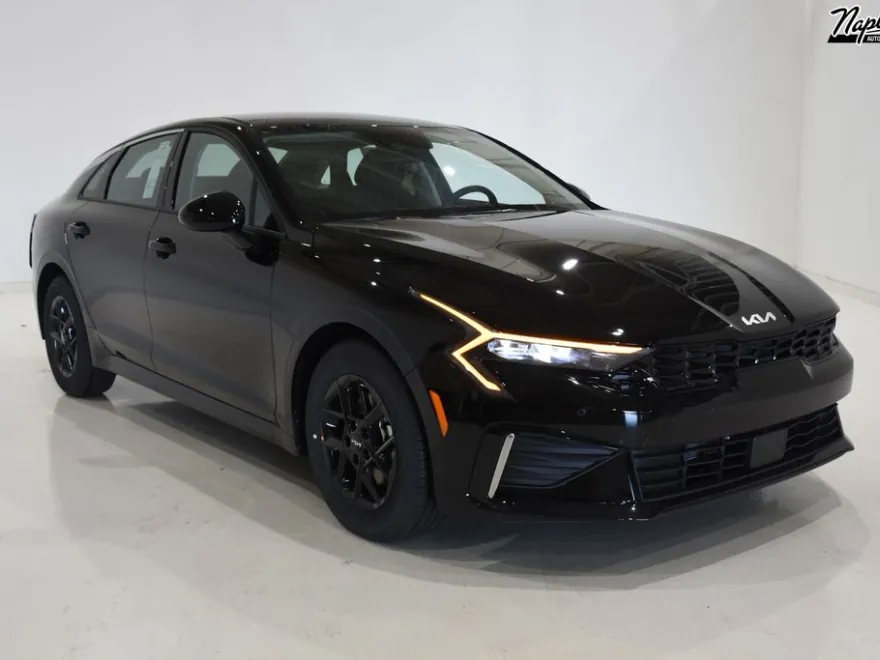 2025 Kia K5 LXS photo 1