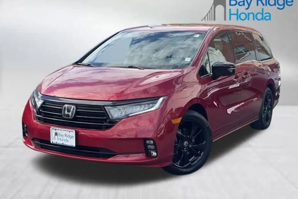 2023 Honda Odyssey Sport photo 1