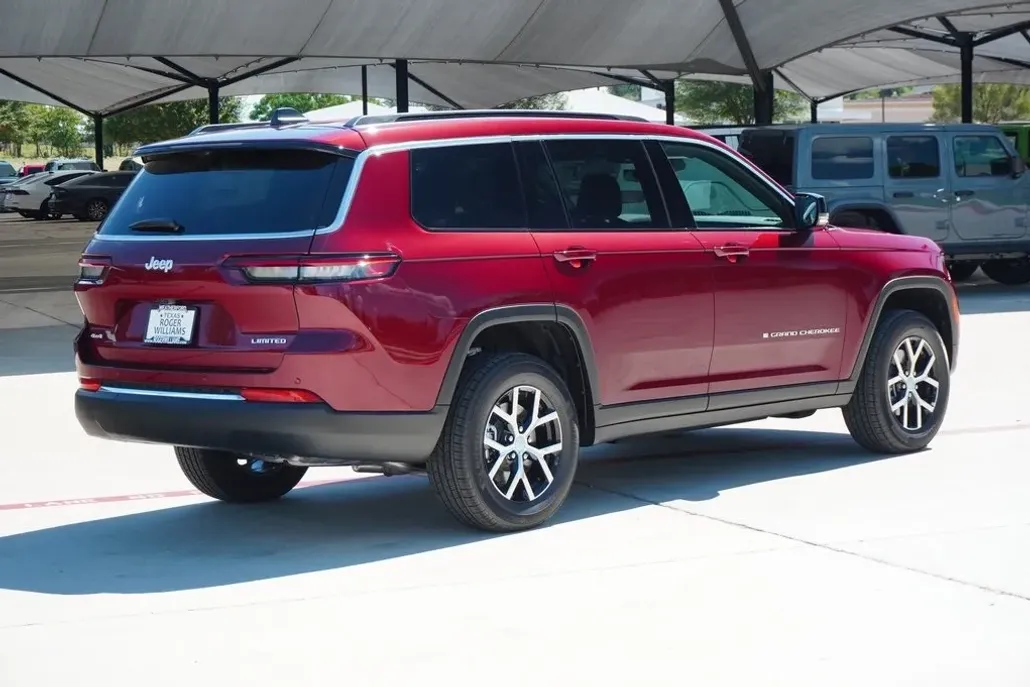2025 Jeep Grand Cherokee Limited photo 1