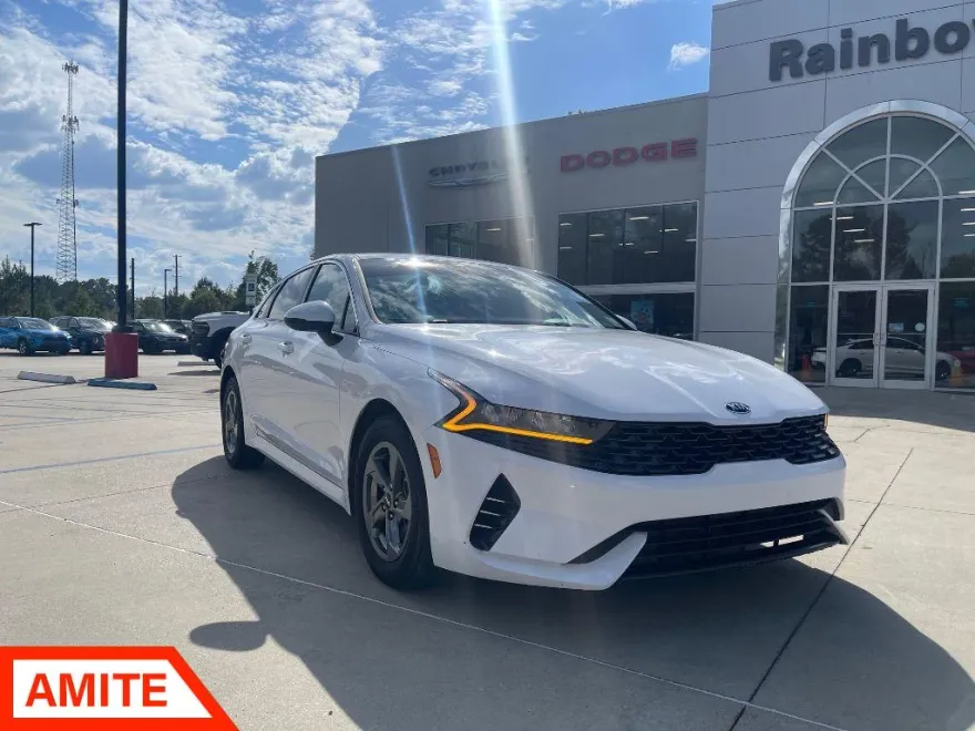 2021 Kia K5 LXS photo 1