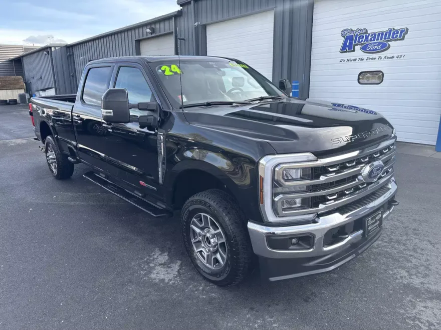 2024 Ford F-350 Lariat photo 1