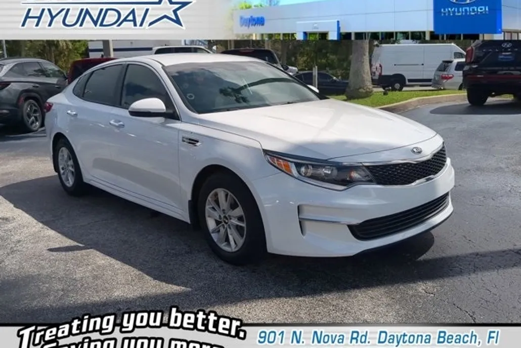 2018 Kia Optima LX photo 1