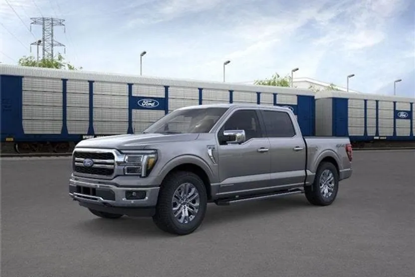 2025 Ford F-150 Lariat photo 1