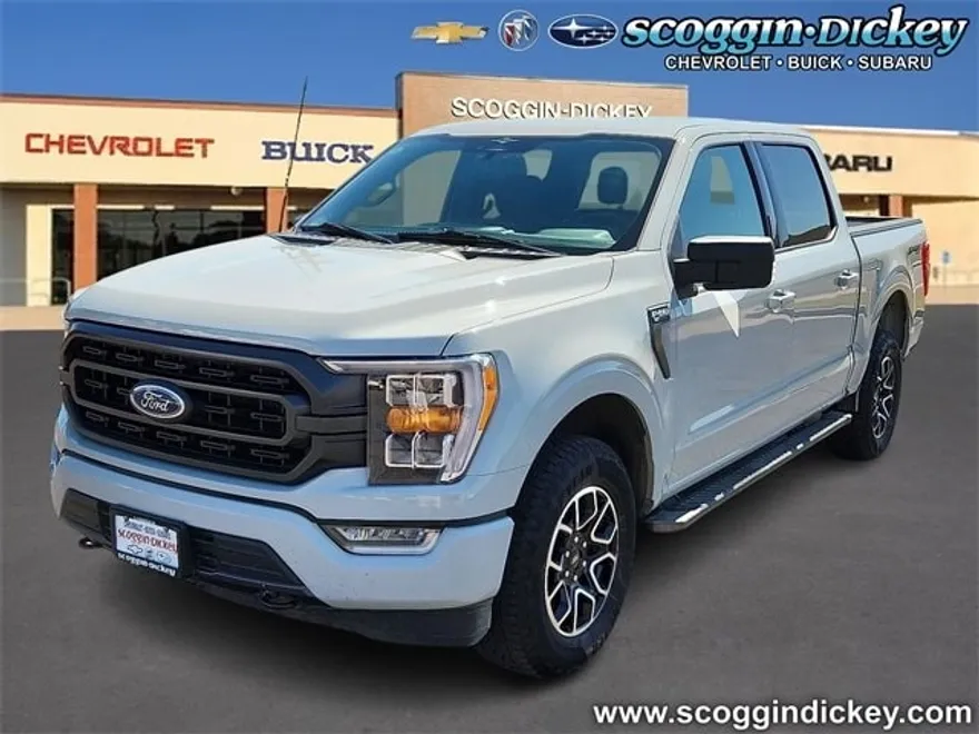 2023 Ford F-150 XLT photo 1