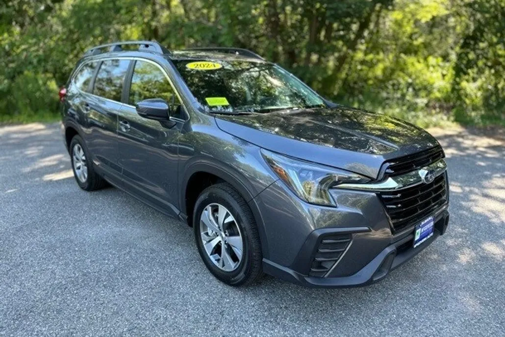 2024 Subaru Ascent Premium photo 1