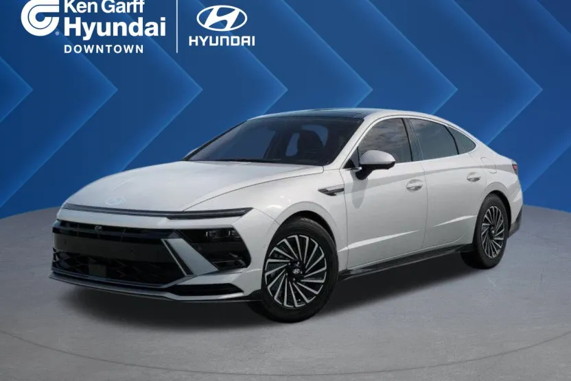 2025 Hyundai Sonata Hybrid Limited photo 1