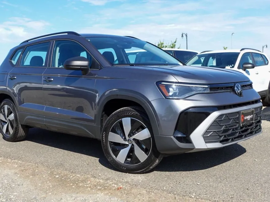 2025 Volkswagen Taos S photo 1