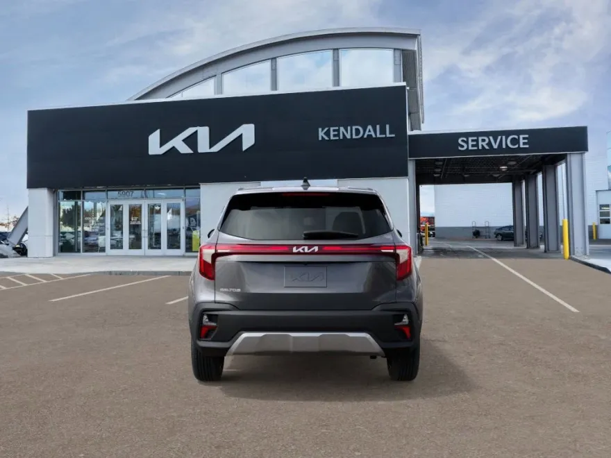 2026 Kia Seltos LX photo 1