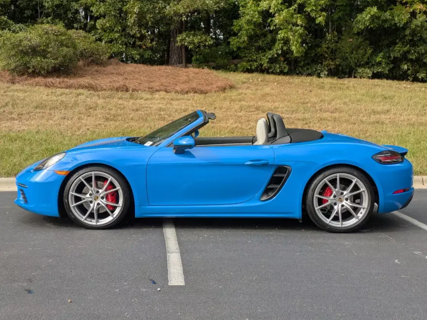 2024 Porsche Boxster S photo 1