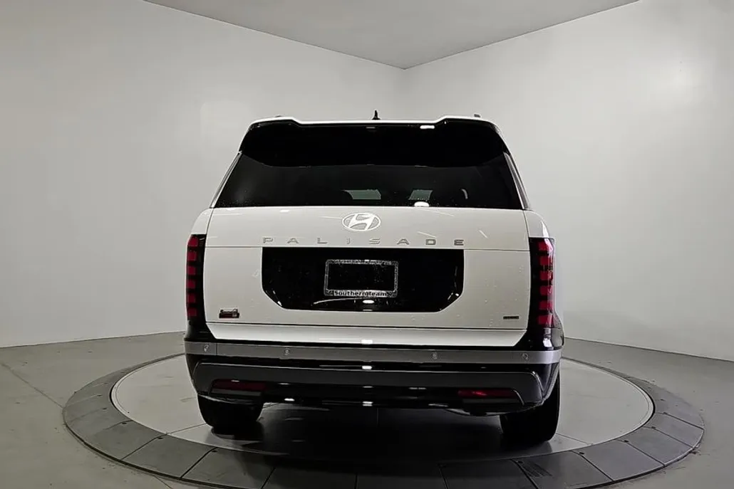 2026 Hyundai Palisade Limited photo 1