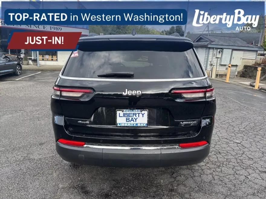2023 Jeep Grand Cherokee Laredo photo 1