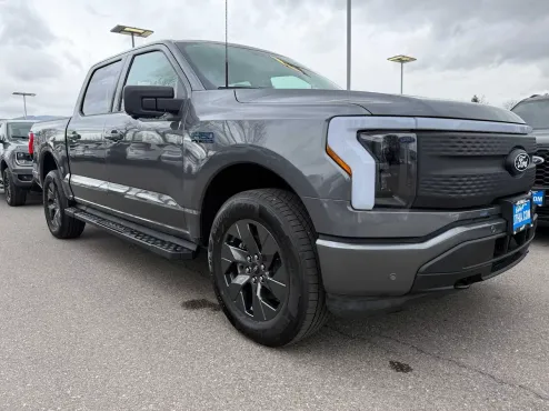 2025 Ford F-150 Lightning photo 4