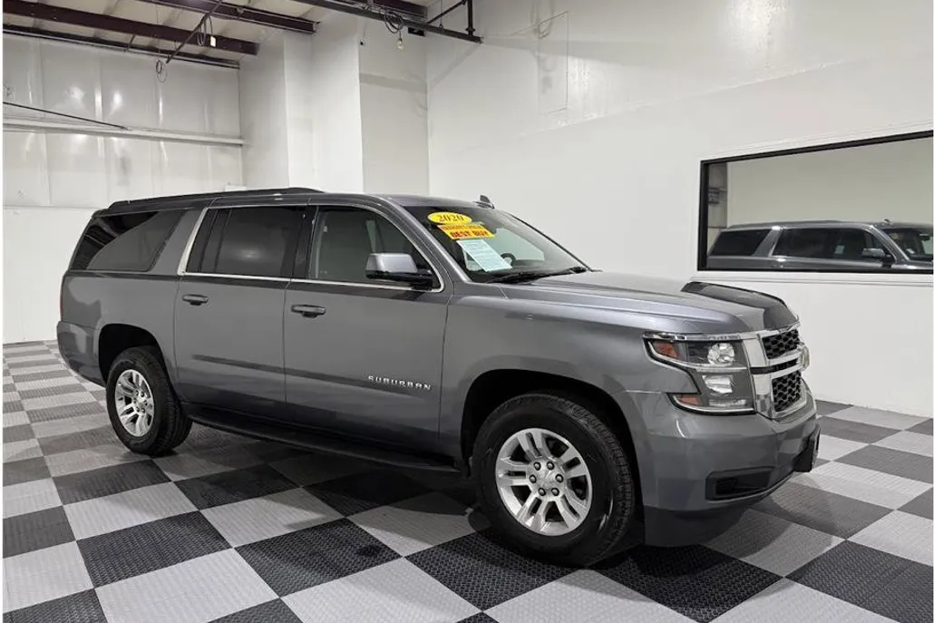 2020 Chevrolet Suburban LS photo 1