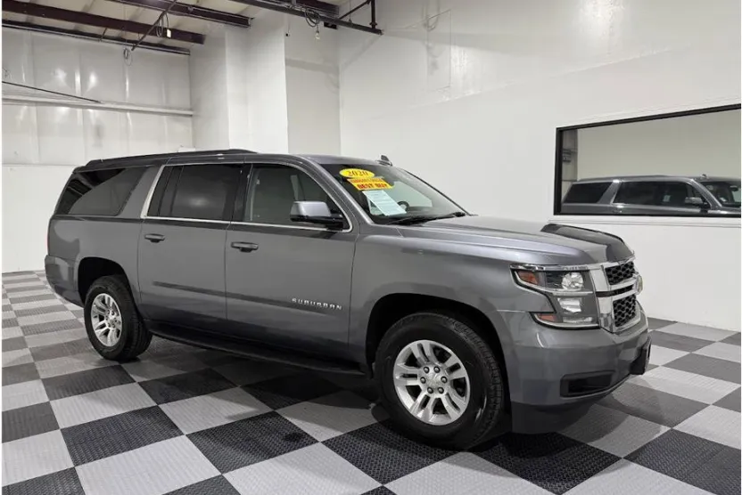 2020 Chevrolet Suburban LS photo 1