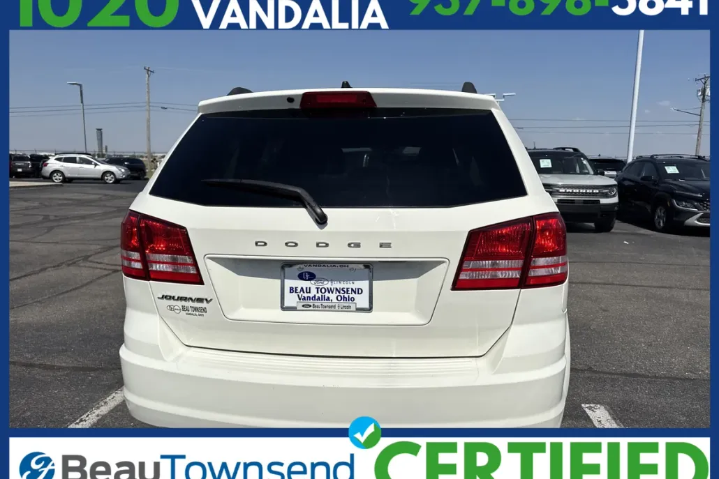 2017 Dodge Journey SE photo 1