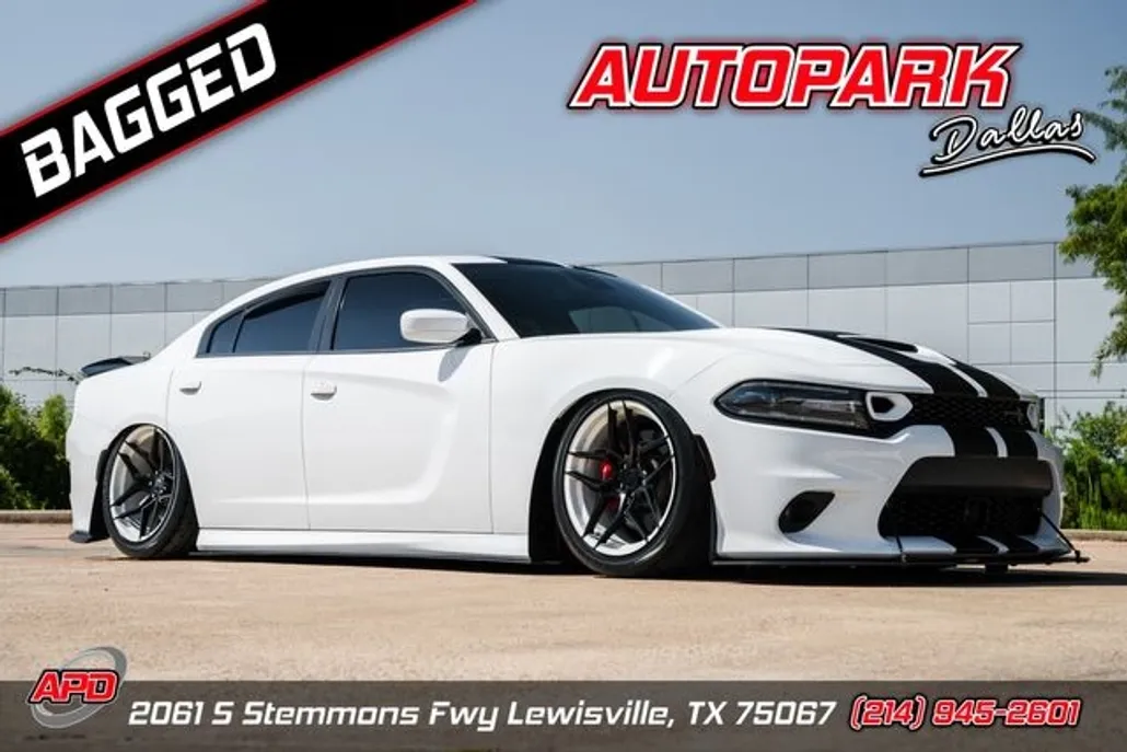 2020 Dodge Charger Scat Pack photo 1