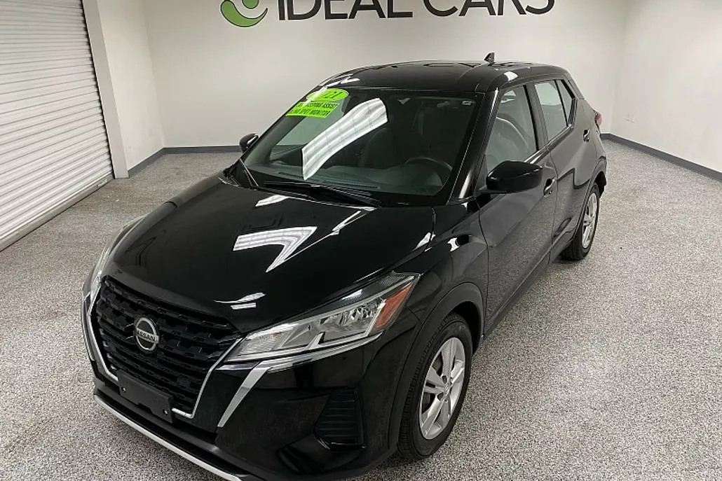 2021 Nissan Kicks S photo 1