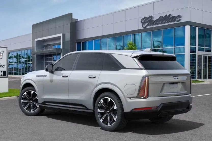 2025 Cadillac Escalade IQ Sport photo 1