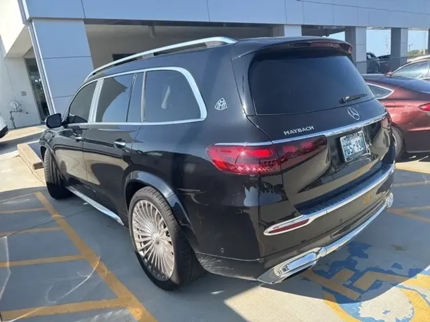 2024 Mercedes Benz GLS Maybach 600 photo 1