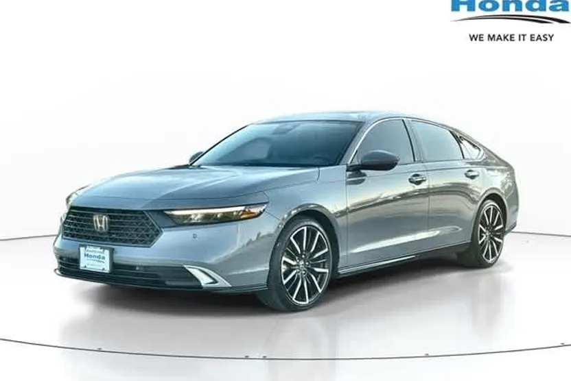 2023 Honda Accord Hybrid Touring photo 1