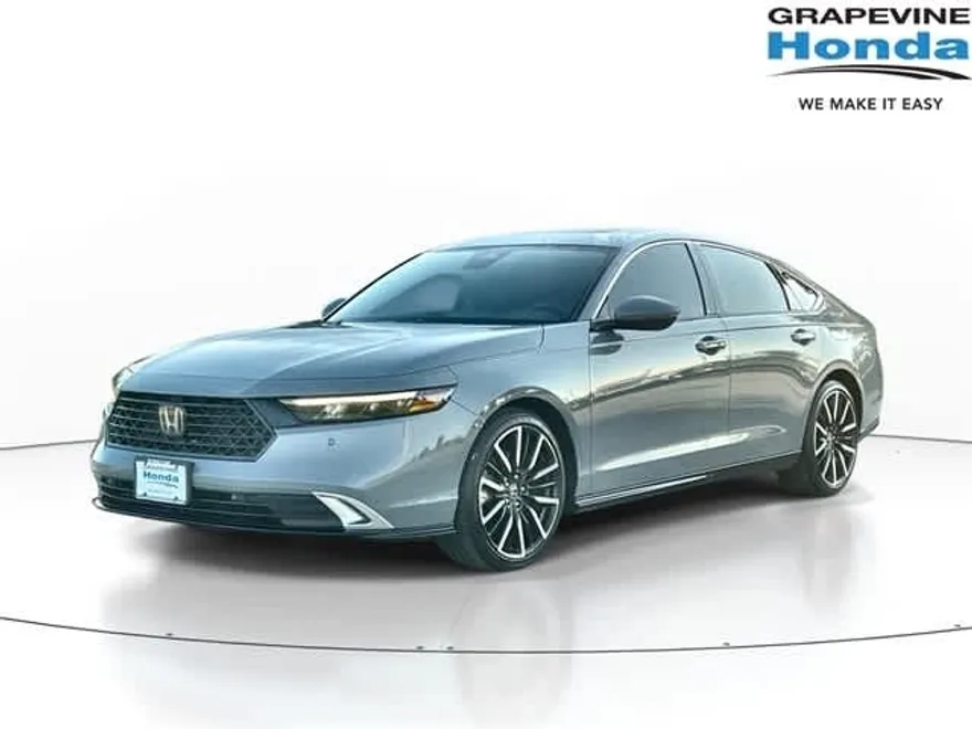 2023 Honda Accord Hybrid Touring photo 1